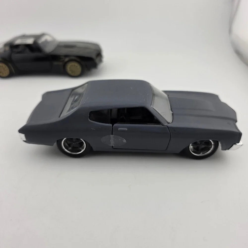Jada Toys 1970 Chevelle SS + 1977 Pontiac Firebird Smokey Bandit Diecast Lot‎